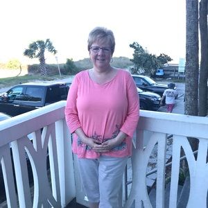 Meet your Posher, Denise